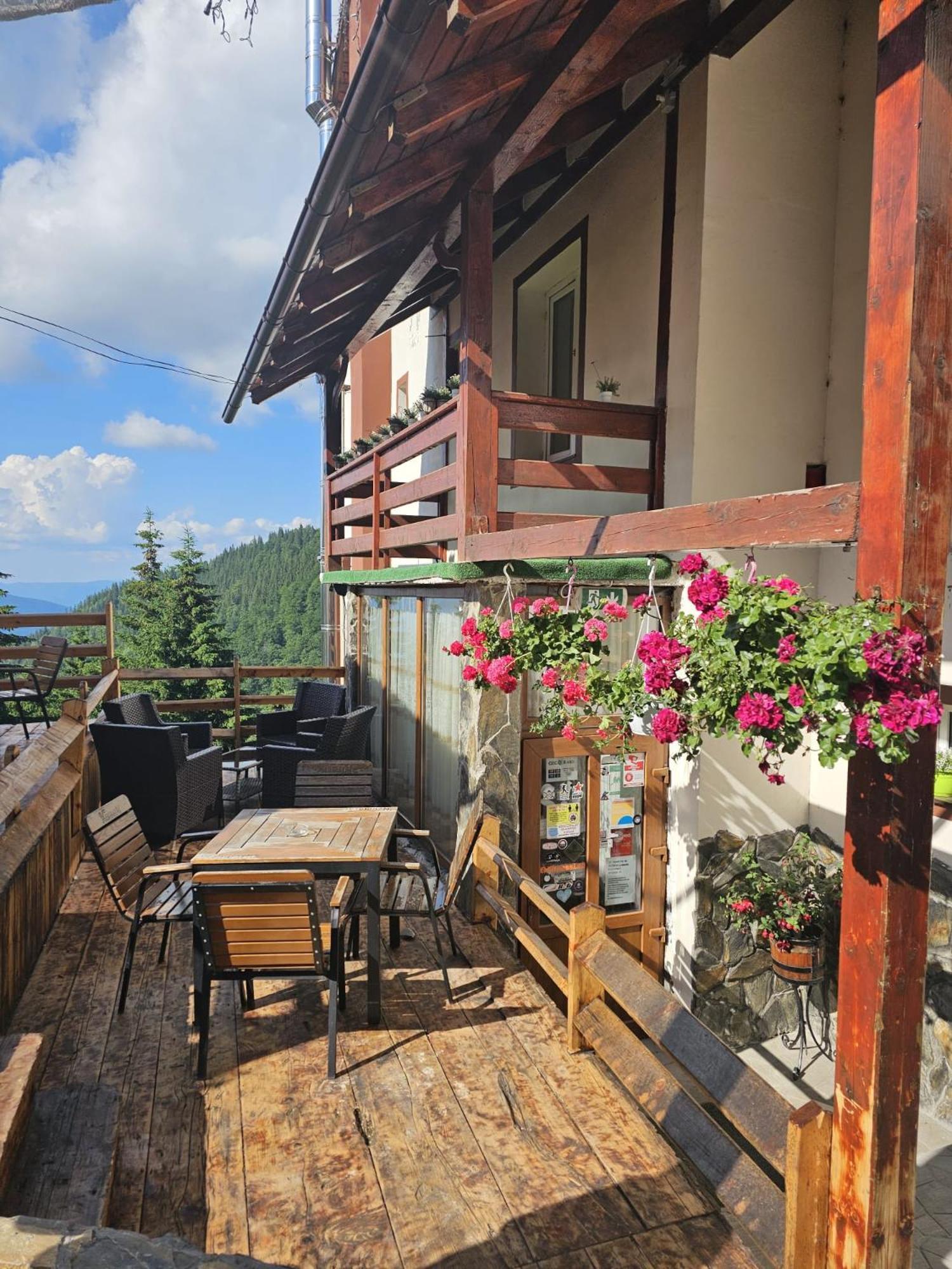 Cabana Edelweiss Lupeni  Luaran gambar